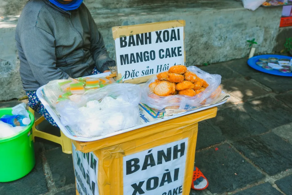 Khu bếp nấu